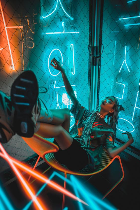 第一部AIGC midjourney中英双语图文辞典.pdf